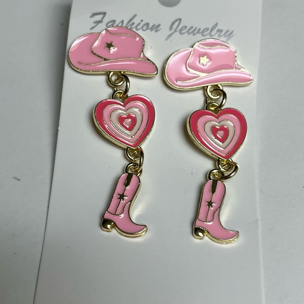 NWT 🤠💖 The Pink Cowgirl Signature earrings - Picture 16 of 17